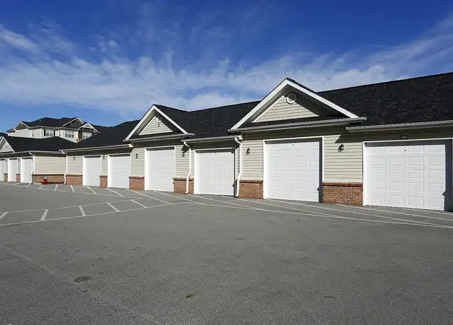 Property at Williamsburg Place - 2015 Gum Branch Rd, Jacksonville, NC, 28540, 1-3 bed, 1-2 bath, Contact for Price