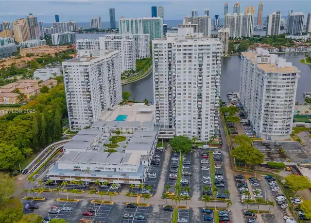 Property at 2750 NE 183rd St #1908, Aventura, FL, 33160, 2 beds, 2 baths, [object Object]