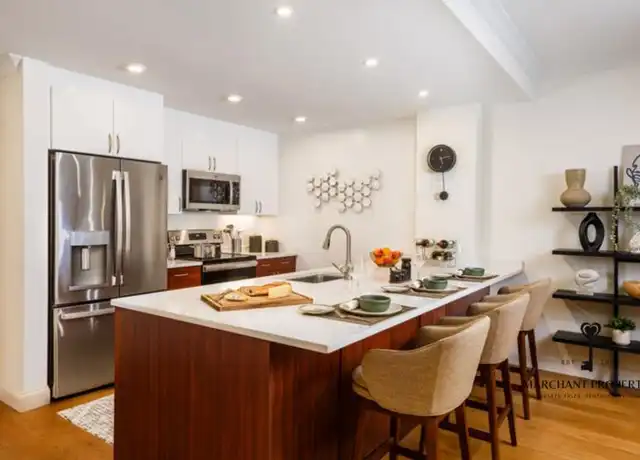 Property at 200 Sherman Rd, Chestnut Hill, MA, 02467, 1 bed, 1 bath, [object Object]