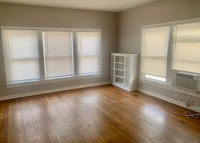 Property at 1140 W Ashby Pl #1, San Antonio, TX, 78201, 2 beds, 1 bath, [object Object]