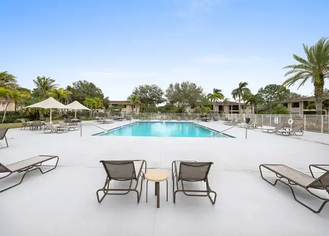 Property at 10X Harbour Palms - 1811 SE Walton Lakes Dr, Port Saint Lucie, FL, 34952, 1 bed, 1 bath, [object Object]