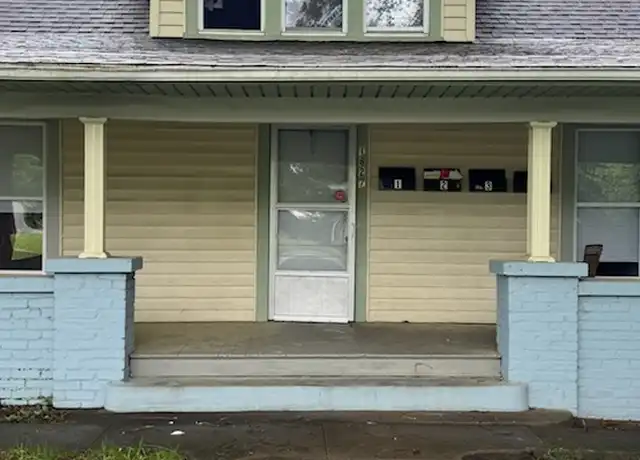 Property at 1827 1st Ave NW Unit 4, Hickory, NC, 28601, 1 bed, 1 bath, [object Object]