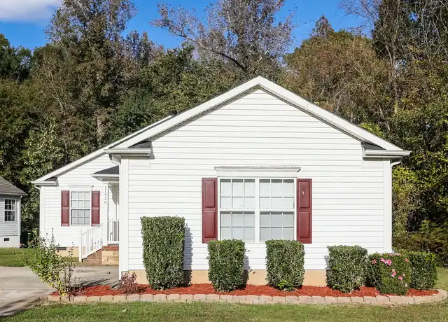 Property at 11926 Stewarts Crossing Dr, Charlotte, NC, 28215, 3 beds, 2 baths, [object Object]