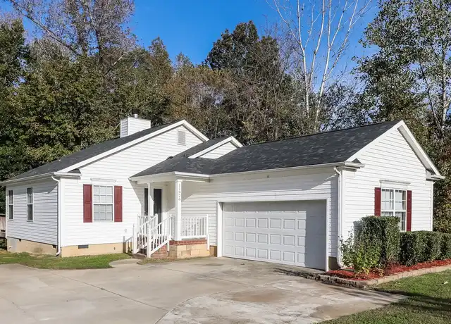 Property at 11926 Stewarts Crossing Dr, Charlotte, NC, 28215, 3 beds, 2 baths, [object Object]