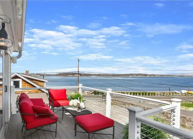 Property at 4 Scofield Pl, Westport, CT, 06880, 3 beds, 2.5 baths, [object Object]