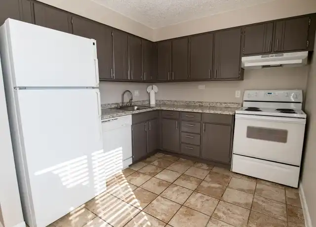 Property at 1000 Dayton St, Aurora, CO, 80010, 1 bed, 1 bath, [object Object]