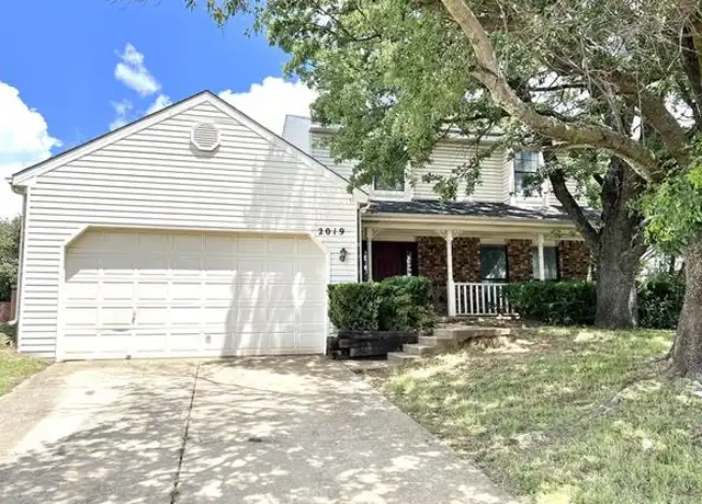 Property at 2019 Longmeadow Ct, Denton, TX, 76209, 3 beds, 2.5 baths, [object Object]