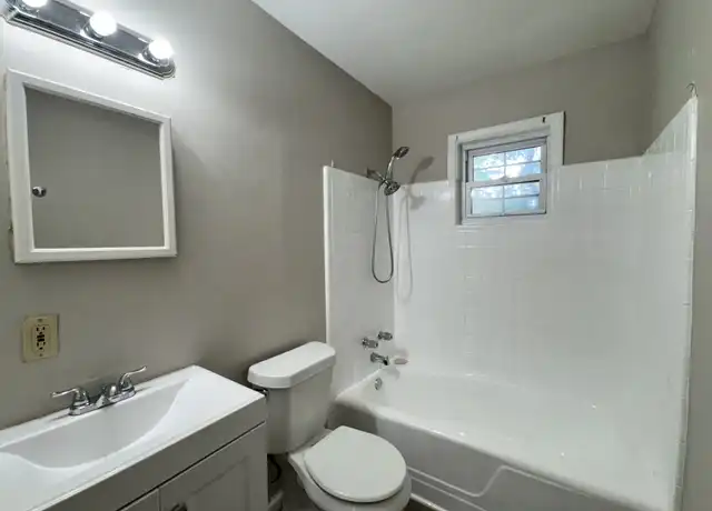 Property at 1032 Brighton Rd, Columbus, GA, 31906, 4 beds, 1.5 baths, [object Object]