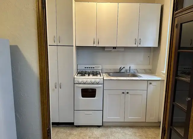 Photo of 44 Academy Ave, Pittsburgh, PA 15228