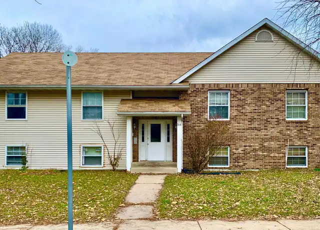Property at 510 W Newhall Ave Unit 3, Waukesha, WI, 53186, 2 beds, 1.5 baths, [object Object]