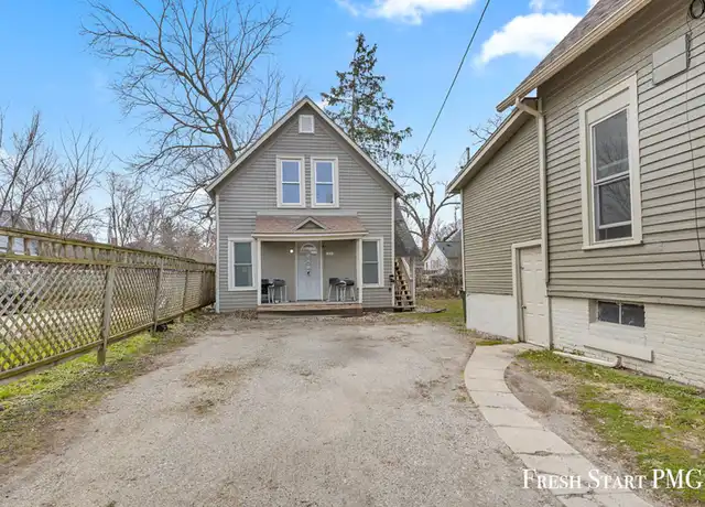 Property at 1231 Terrace St Unit 2, Muskegon, MI, 49442, 1 bed, 1 bath, [object Object]