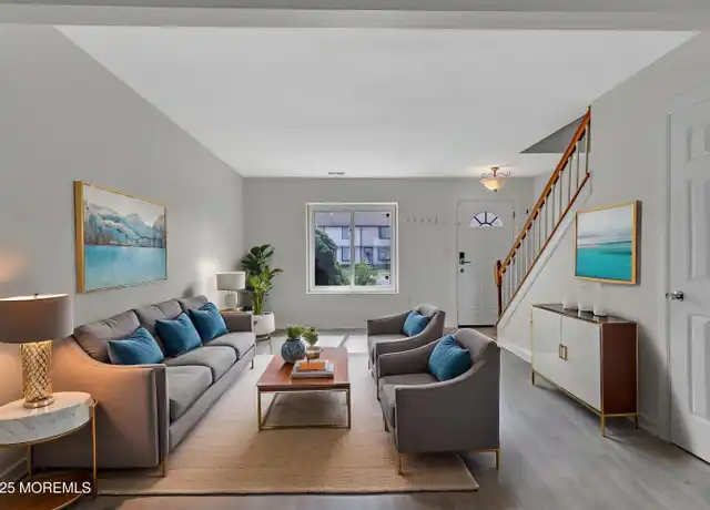 Property at 7 Creek Rd, Brick Township, NJ, 08724, 2 beds, 1.5 baths, [object Object]