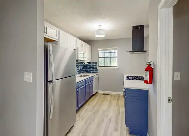 Property at 1805 Big Valley Ln, Stone Mountain, GA, 30083, 1 bed, 1 bath, [object Object]