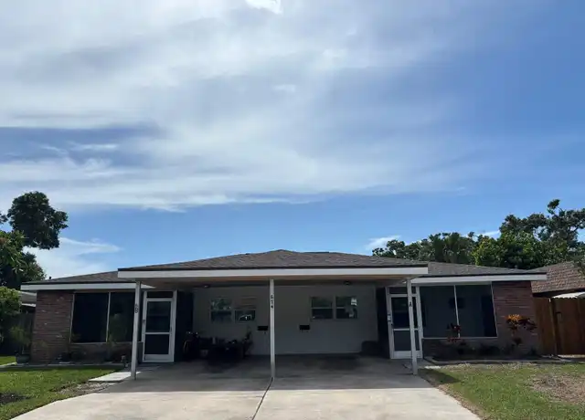 Property at 674 Heritage Ln Unit A, Largo, FL, 33770, 2 beds, 1.5 baths, [object Object]