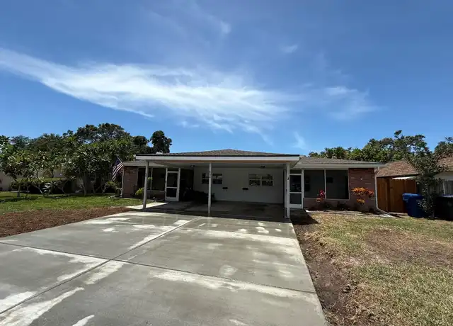 Property at 674 Heritage Ln Unit A, Largo, FL, 33770, 2 beds, 1.5 baths, [object Object]