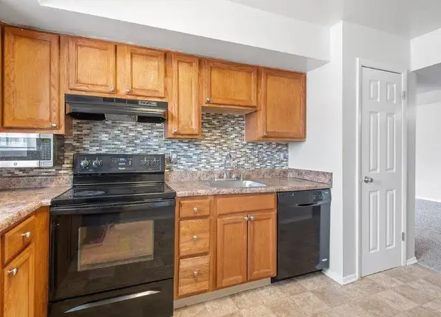 Photo of 15 Washington Ln, Westminster, MD 21157