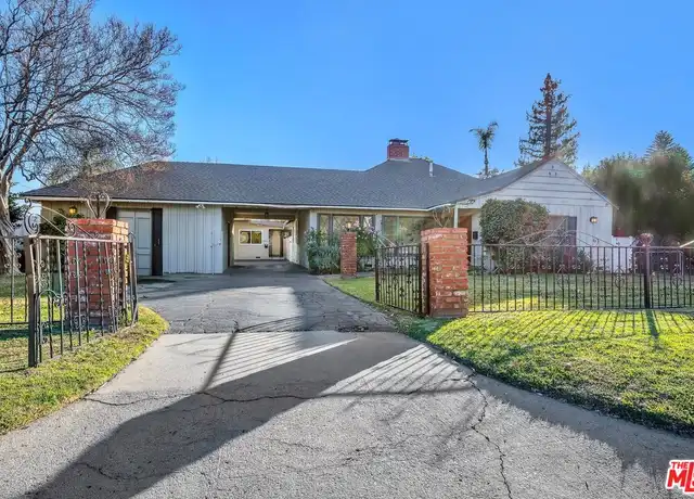 Property at 13768 Erwin St, Van Nuys, CA, 91401, 2 beds, 2 baths, [object Object]