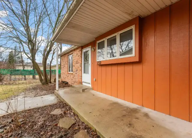 Property at 132 Meadow Rd, Crown Point, IN, 46307, 2 beds, 1 bath, [object Object]