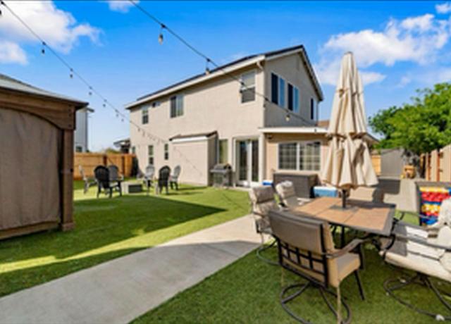 Photo of 1079 San Jose Ave, Madera, CA 93637