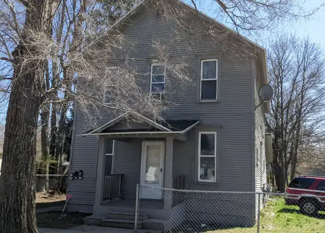 Property at 229 Washington Ave Unit 3, Muskegon, MI, 49441, 2 beds, 1 bath, [object Object]