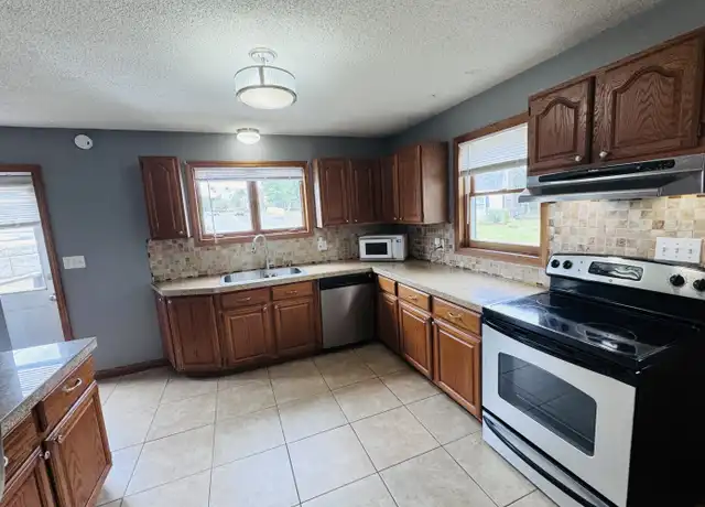 Property at 68 Oak St, Waterville, ME, 04901, 4 beds, 2 baths, [object Object]