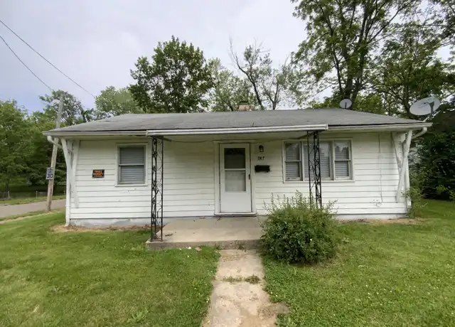 Property at 847 E Seminary St, Danville, IL, 61832, 2 beds, 1 bath, [object Object]