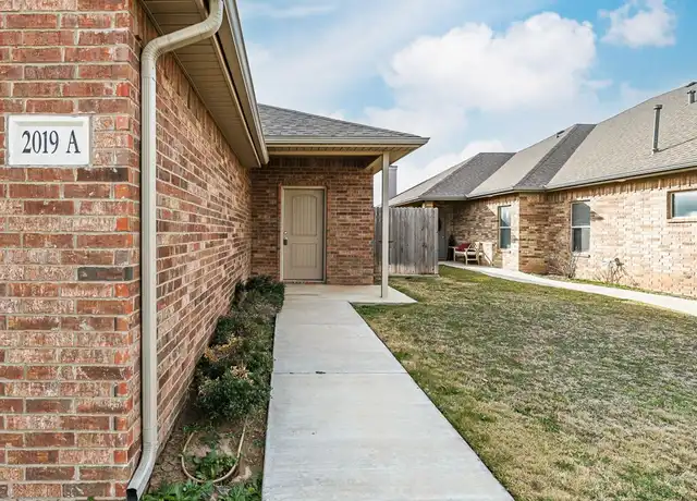 Property at 2019 102nd St, Lubbock, TX, 79423, 2 beds, 2 baths, [object Object]