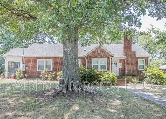 Property at 8 Crescent Ridge Dr, Greenville, SC, 29615, 3 beds, 2 baths, [object Object]