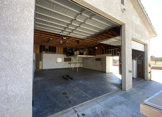 Photo of 17605 Ranchero Rd, Hesperia, CA 92345