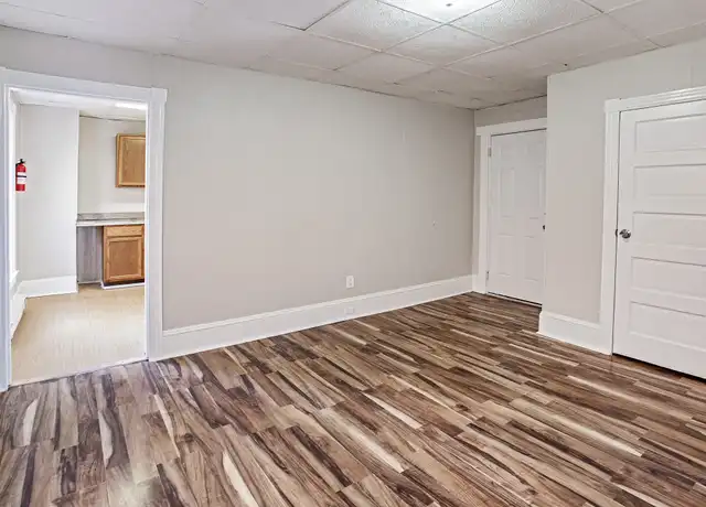 Property at 226 E Broadway Unit 4, Salem, NJ, 08079, 1 bed, 1 bath, [object Object]