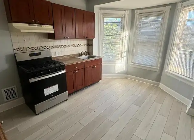 Property at 200 Parker Ave Unit B, Woodlynne, NJ, 08107, 2 beds, 1 bath, [object Object]