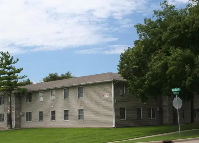 Property at 305 Dewey Ave Unit 1, Normal, IL, 61761, 3 beds, 1 bath, [object Object]