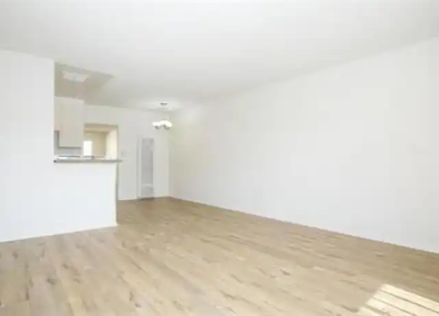 Property at 12514 Culver Blvd Unit 6, Los Angeles, CA, 90066, 1 bed, 1 bath, [object Object]