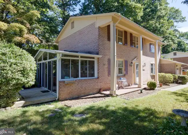 Property at 5105 Spring Rock Ct, Fairfax, VA, 22032, 4 beds, 3.5 baths, [object Object]