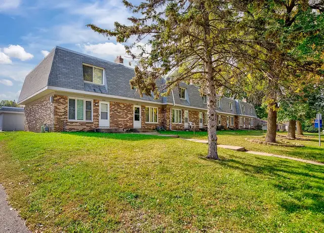 Photo of 2286 Londin Ln E, Saint Paul, MN 55119