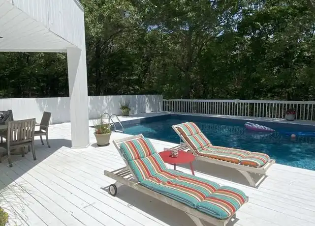 Property at 31 Jonathan Dr, East Hampton, NY, 11937, 4 beds, 3.5 baths, [object Object]