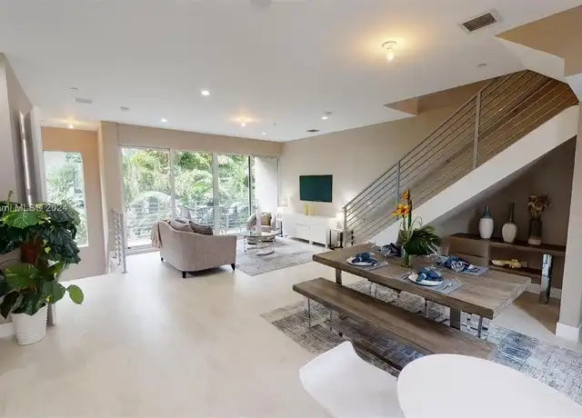 Property at 614 NE 12th Ave Unit 614, Fort Lauderdale, FL, 33304, 3 beds, 3.5 baths, [object Object]