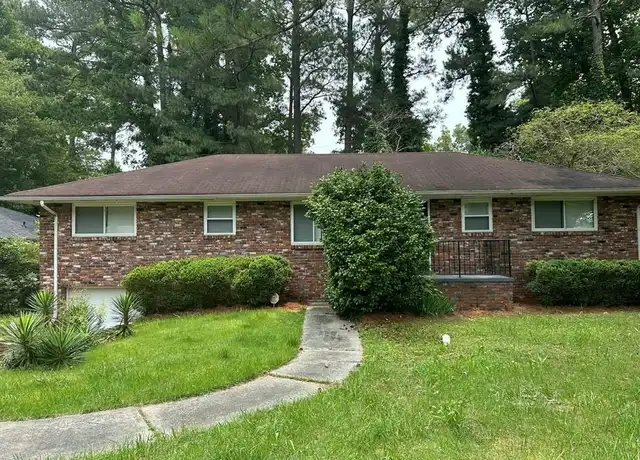 Property at 1914 La Mesa Ln, Decatur, GA, 30032, 4 beds, 2 baths, [object Object]