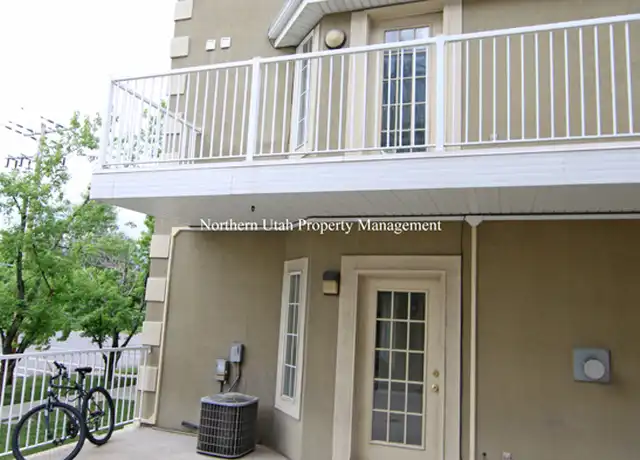 Property at 379 E 600 S #1, Salt Lake City, UT, 84111, 3 beds, 2.5 baths, [object Object]