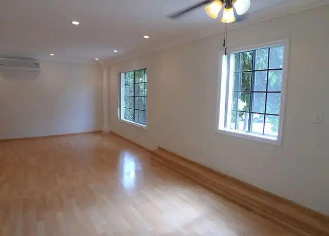 Property at 2020 Beachwood Dr Unit 101, Los Angeles, CA, 90068, 1 bed, 1 bath, [object Object]