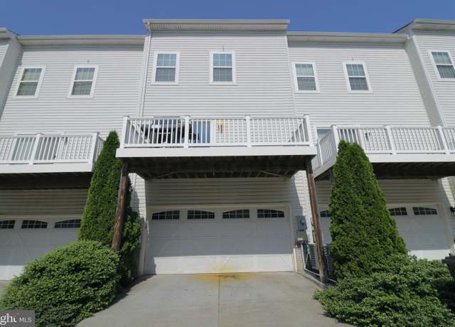 Photo of 22702 Parkland Farms Ter, Brambleton, VA 20148