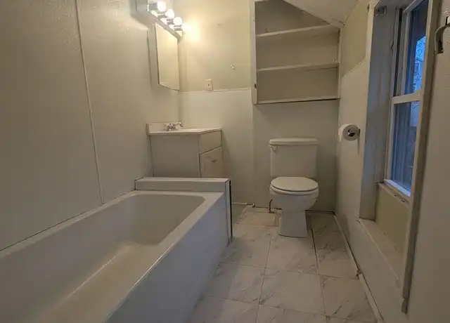 Property at 2001 6th Ave Unit 2, Beaver Falls, PA, 15010, 2 beds, 1 bath, [object Object]