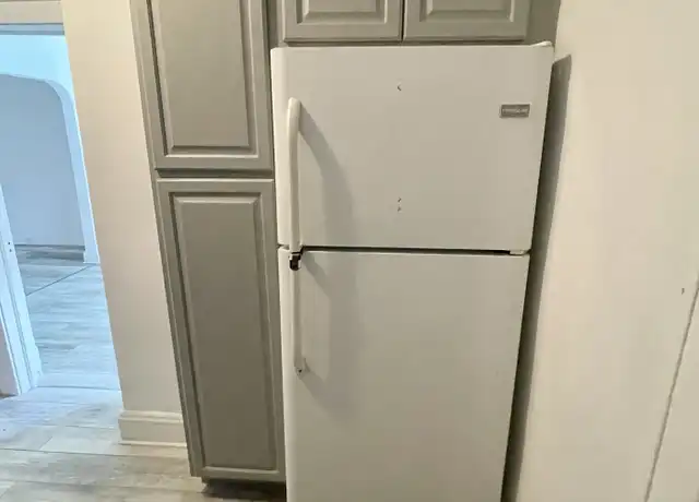 Property at 3558 E 139th St, Cleveland, OH, 44120, 3 beds, 1 bath, [object Object]
