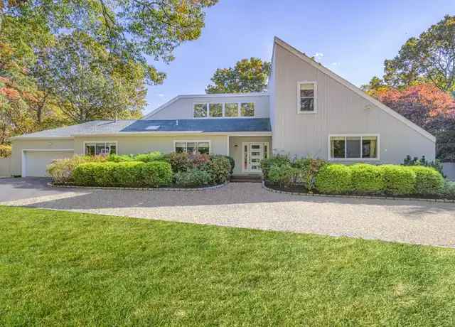Property at 15 Fox Hollow Dr, East Quogue, NY, 11942, 6 beds, 5 baths, [object Object]