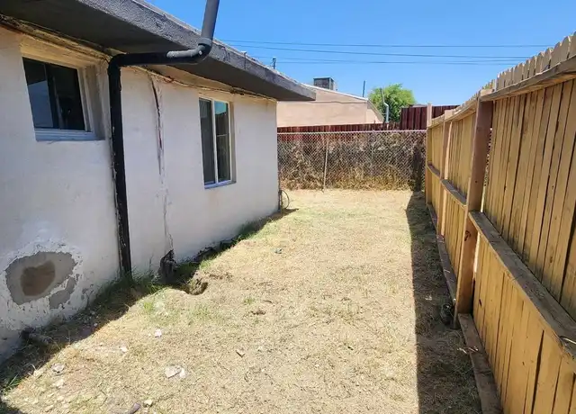 Property at 1725 S 22nd Ave, Phoenix, AZ, 85009, 3 beds, 2 baths, [object Object]