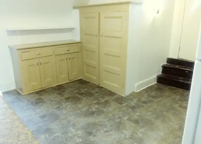 Property at 98 Elm St #4, Montclair, NJ, 07042, 2 beds, 1 bath, [object Object]