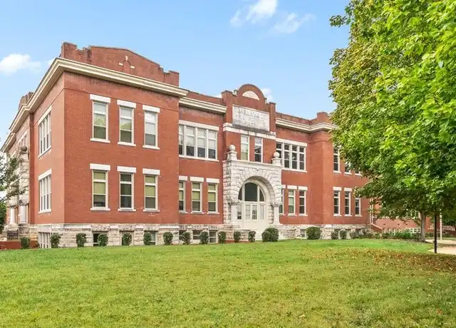 Property at 300 Greenwood Ave, Clarksville, TN, 37040, 2 beds, 1.5 baths, [object Object]