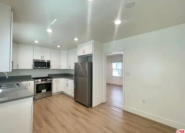 Property at 4441 Tujunga Ave Unit 3, Studio City, CA, 91602, 2 beds, 1 bath, [object Object]
