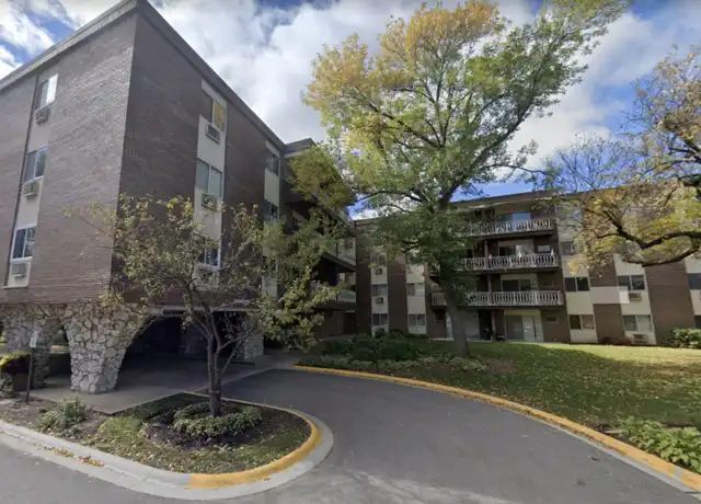Property at 1331 S Finley Rd #205, Lombard, IL, 60148, 1 bed, 1 bath, [object Object]