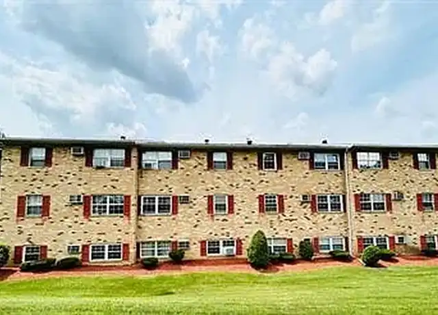 Property at Armour Court - 1010 S Armour St, Allentown, PA, 18103, 1 bed, 1 bath, [object Object]